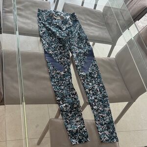 Women's Blue Camo Stretch Skinny Jeans